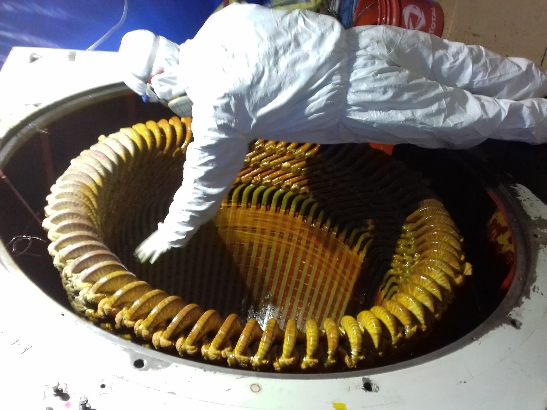 Eficiencia post-rebobinado motor eléctrico — estudios EASA AEMT IE3 IE4 TEMISA