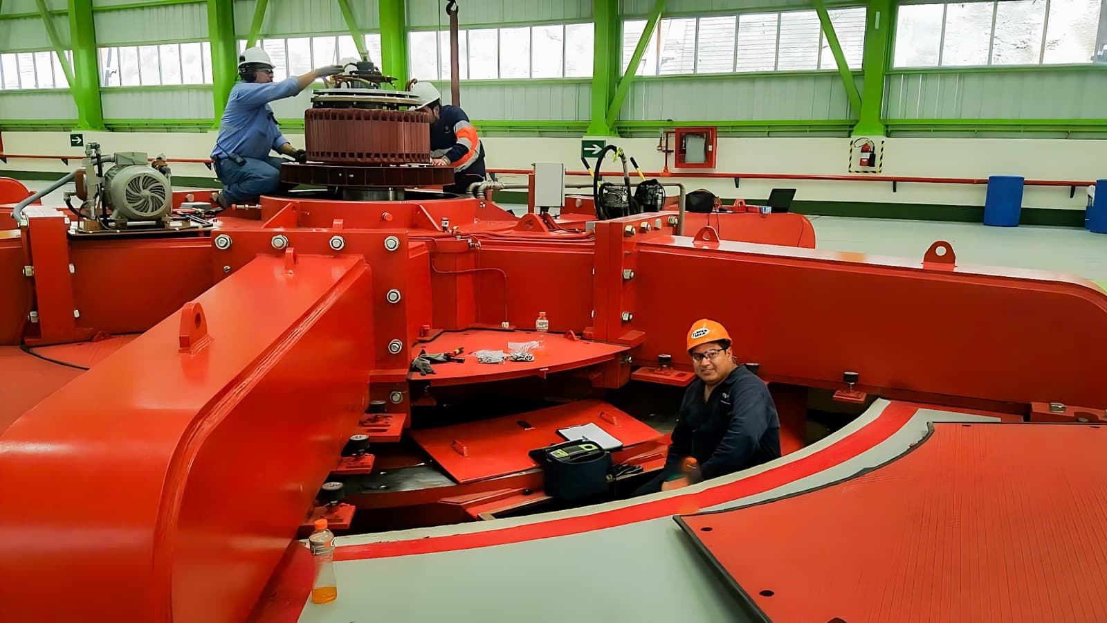 Mantenimiento y Rebobinado de Hidrogeneradores — TEMISA Power Gen — CFE LAPEM W4200-12 — generator service Mexico