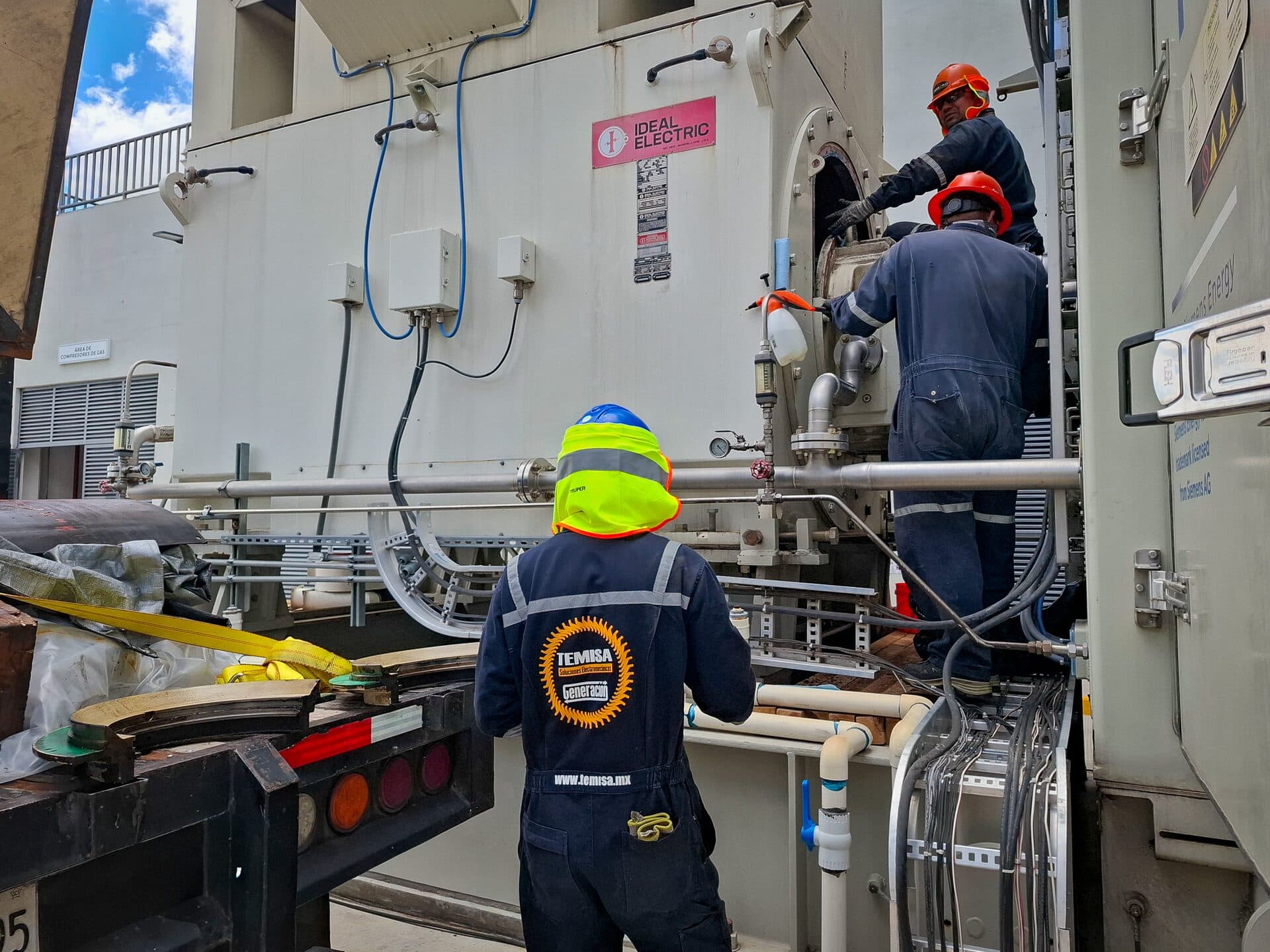 Servicio para Generadores en Manufactura — TEMISA Power Gen — CFE LAPEM W4200-12 — generator service Mexico