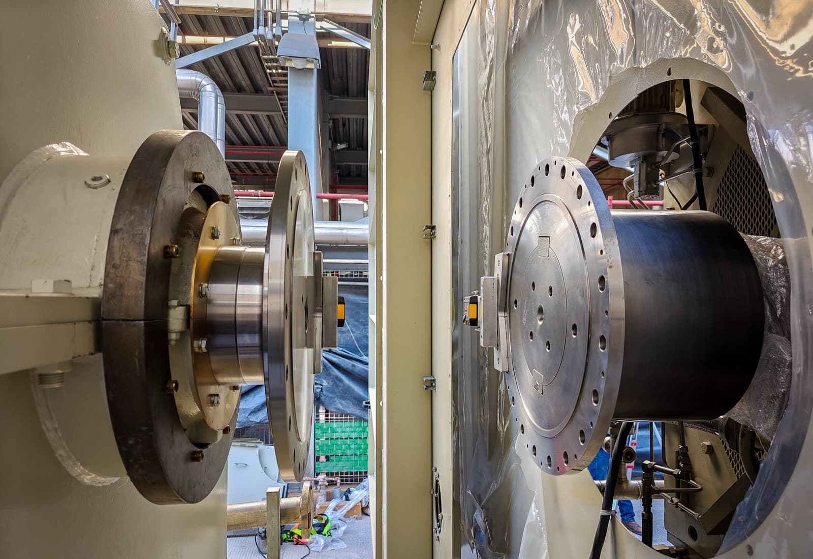 Alineación Láser de Acoplamientos Generador–Motor–Turbina–Bomba — TEMISA Power Gen — generator service Mexico