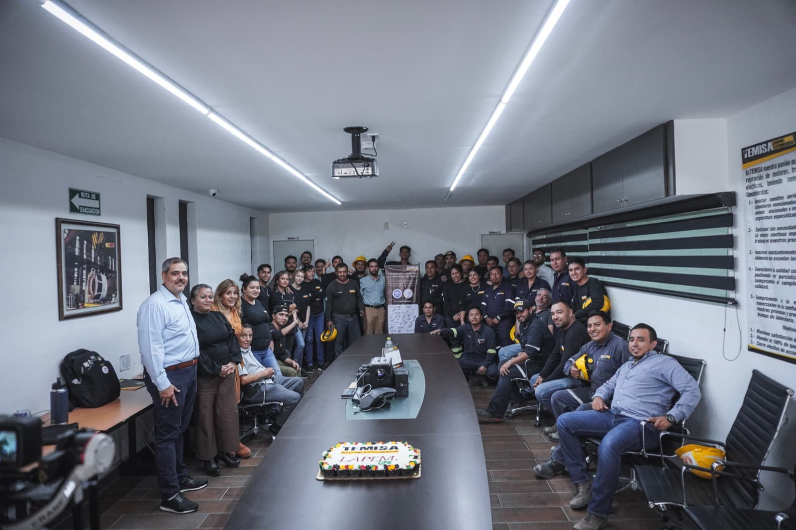 Capacitación técnica TEMISA Power Gen — generator training Mexico