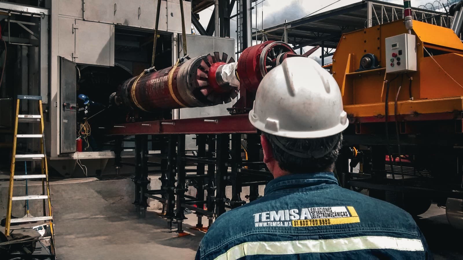 Servicios en Sitio · Field Services — TEMISA Power Gen — generator service Mexico